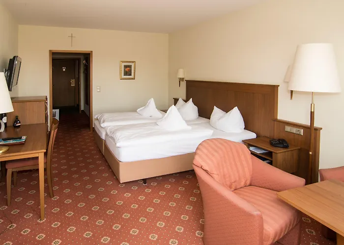 Hotell Weinhotel Rose